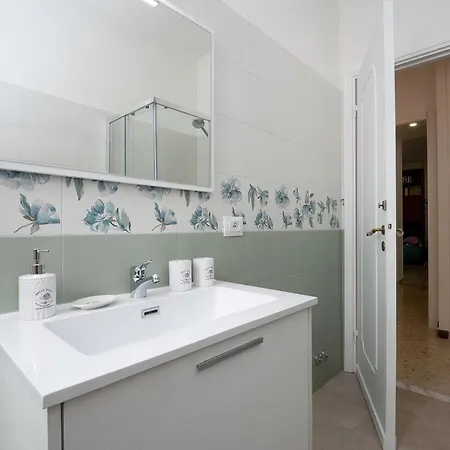 Claudia Balduina Apartment *